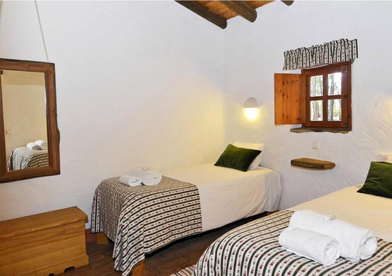 Cerro Da Fontinha Guest House Sao Teotonio Room photo
